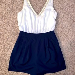 Brand new elegant romper w/ pockets